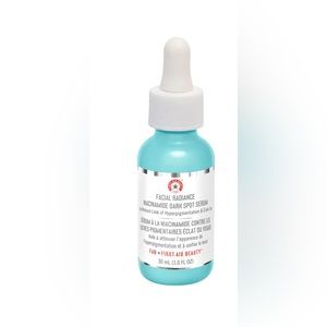 First aid beauty facial radiance niacinamide dark spot serum